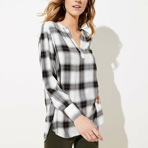 NWT LOFT Petite Plaid Split Neck Tunic Blouse